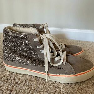 American Eagle Glitter Sneakers - Rarely Worn Size 9 US
